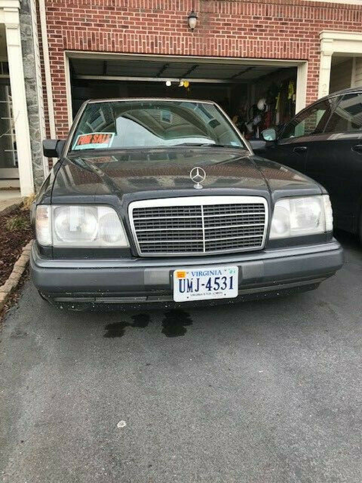 1994 Mercedes E320 Sedan 155k Miles - Auto, Gray Exterior/Gray Leather Interior 1994 Mercedes-Benz E-Class E320