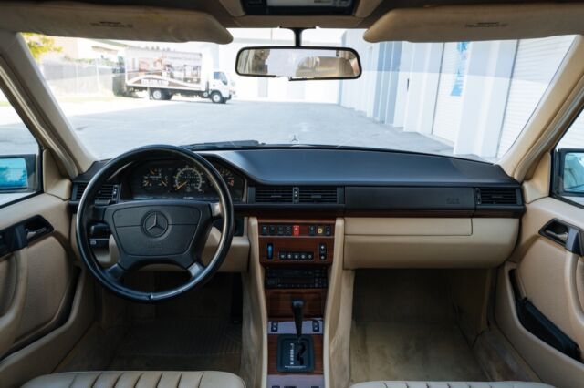 1994 Mercedes-Benz E-Class Wagon - photo 11