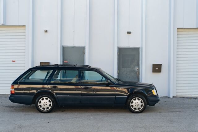 1994 Mercedes-Benz E-Class Wagon - photo 7