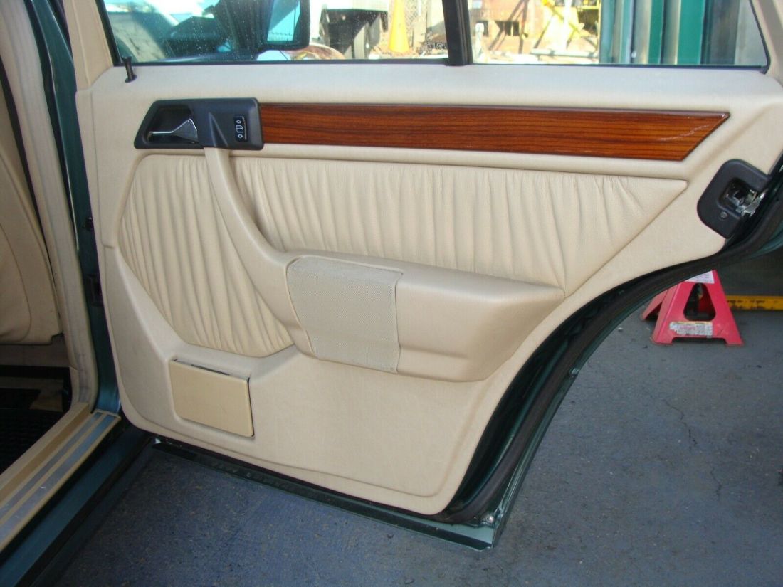 1994 Mercedes-Benz 300-Series - photo 10
