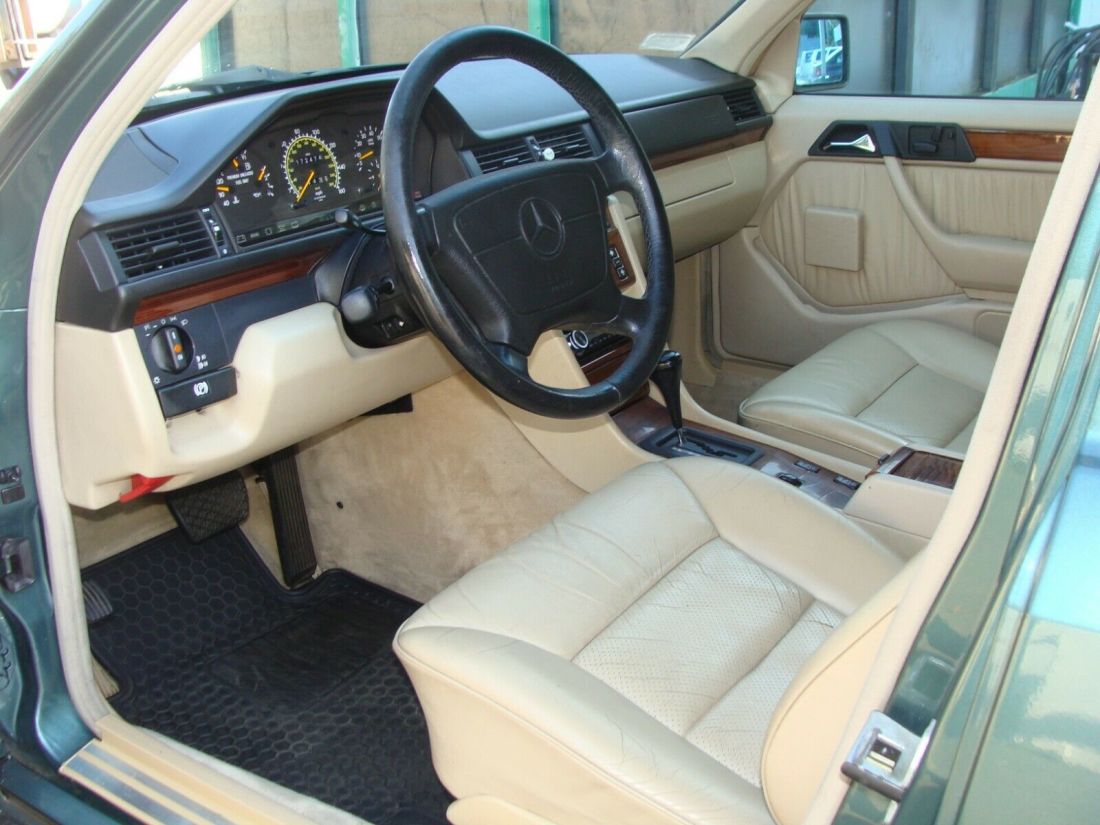 1994 Mercedes-Benz 300-Series - photo 11