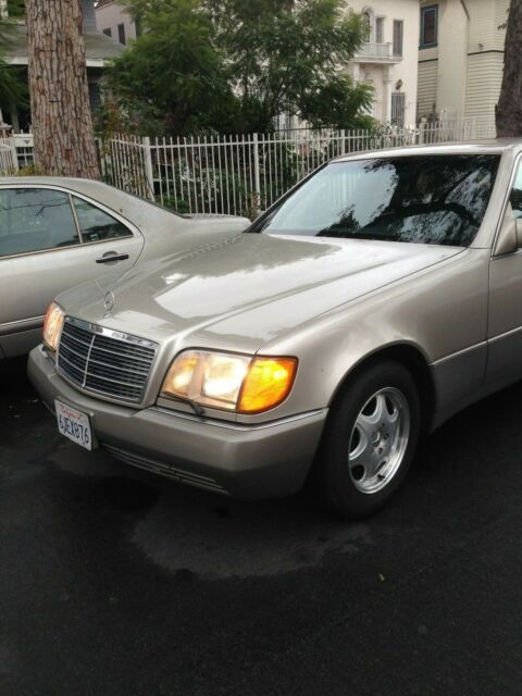 1994 Mercedes-Benz S-Class