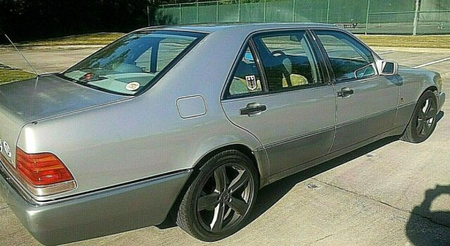 1994 Mercedes-Benz S-Class Silver with Gray lower panels - photo 11