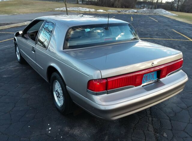 1994 Mercury Cougar XR-7 - photo 2