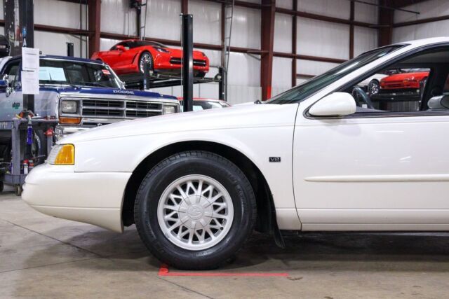 1994 Mercury Cougar XR7 - photo 2