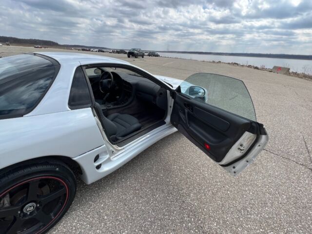 1994 Mitsubishi 3000GT VR-4 - photo 11