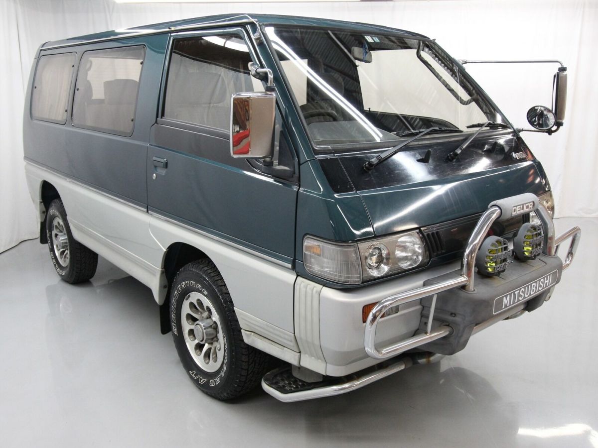 1994 Mitsubishi Delica - photo 2