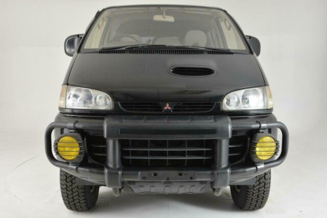 1994 Mitsubishi Delica 4WD Turbo Diesel !!! - photo 3