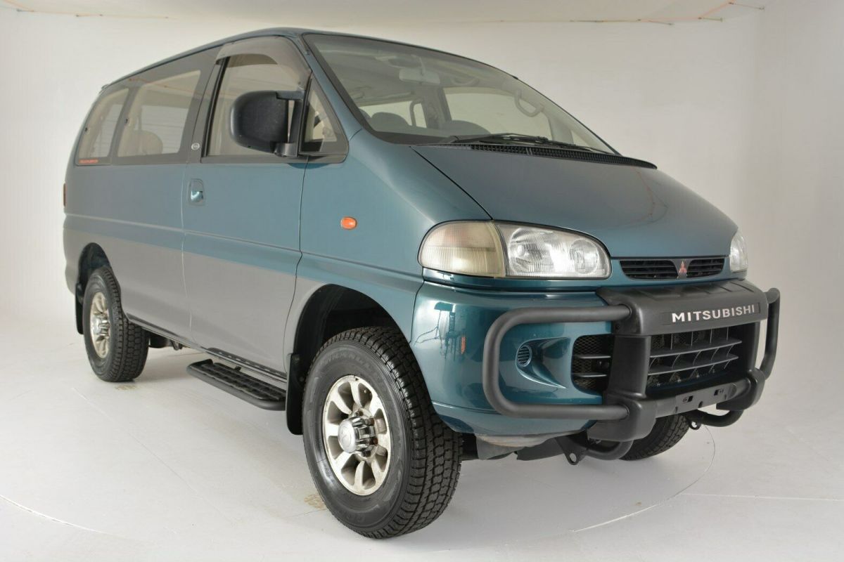1994 Mitsubishi Van