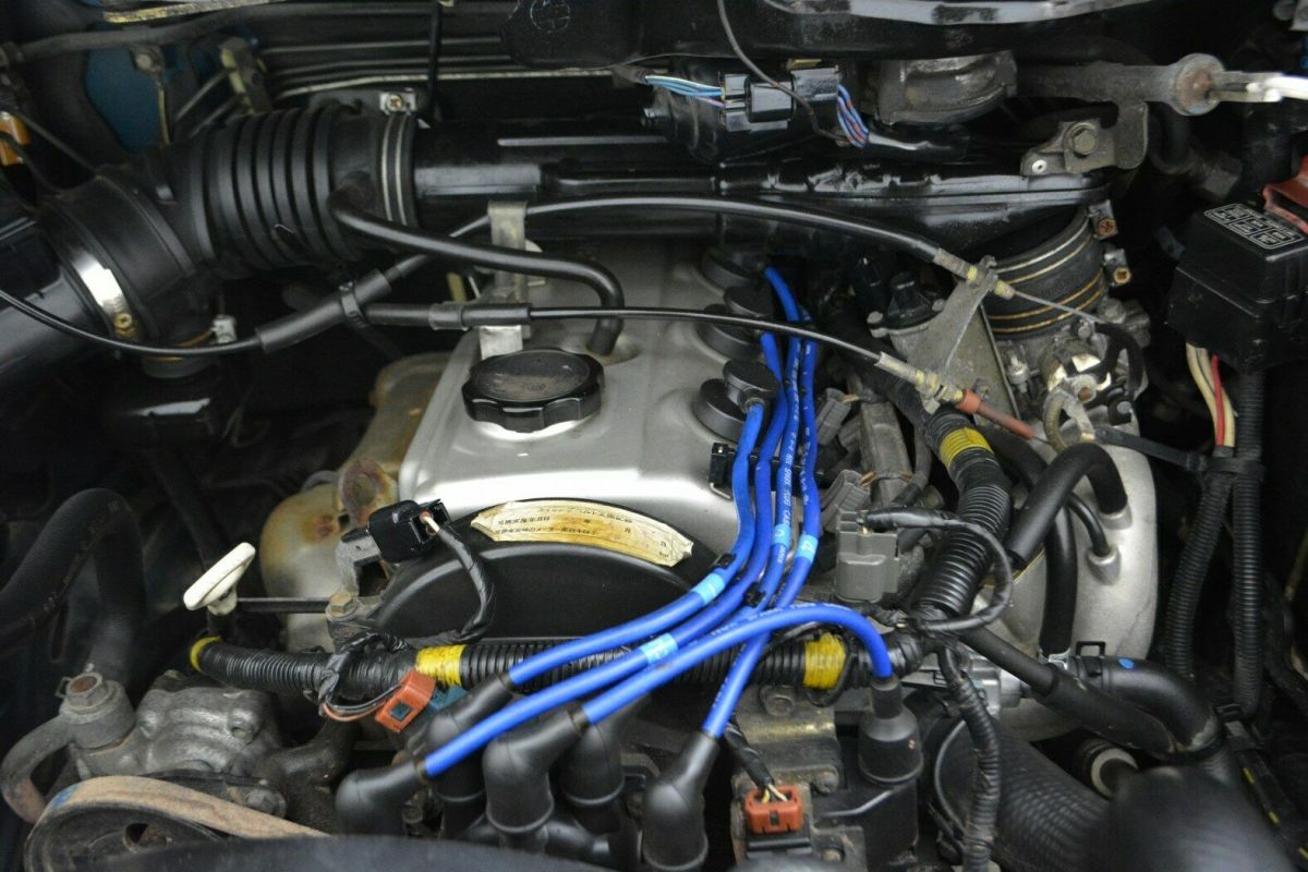 1994 Mitsubishi Van - photo 12