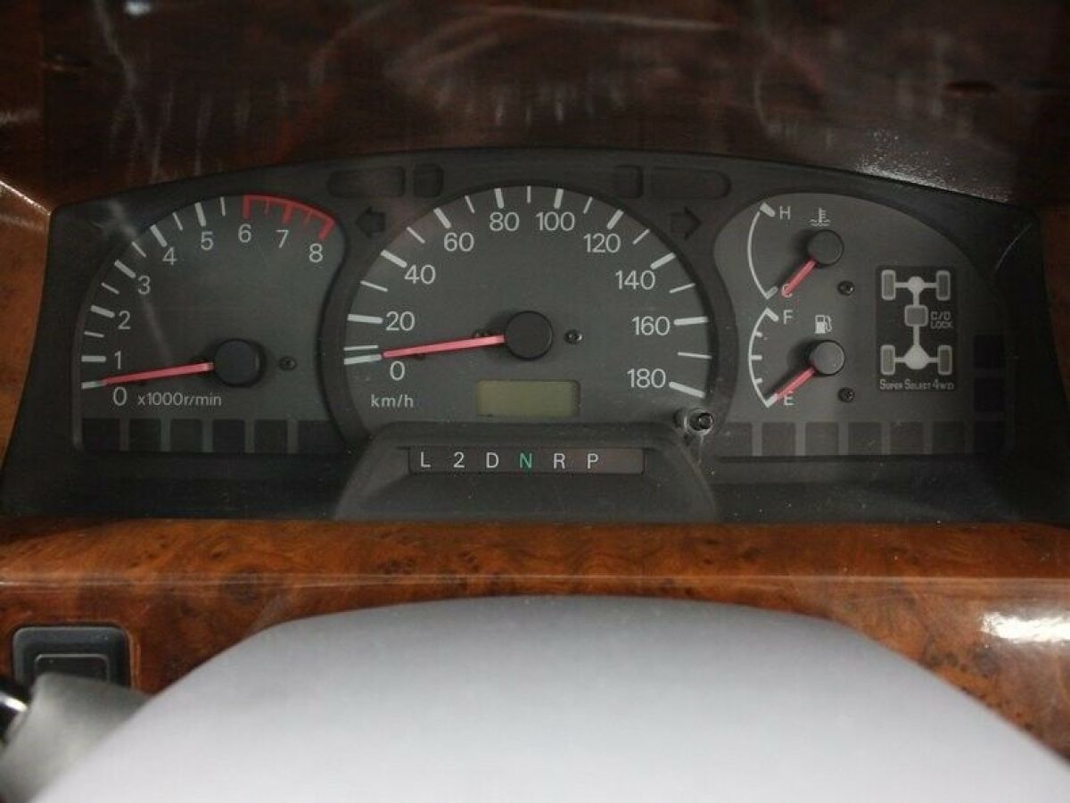 1994 Mitsubishi Delica Space Gear - photo 11