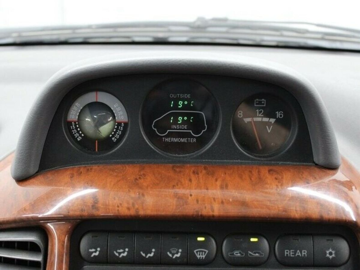 1994 Mitsubishi Delica Space Gear - photo 12