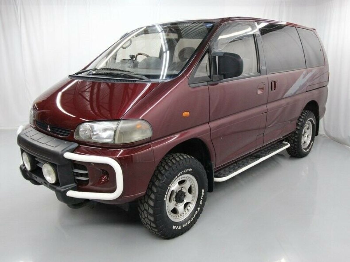 1994 Mitsubishi Delica Space Gear - photo 3