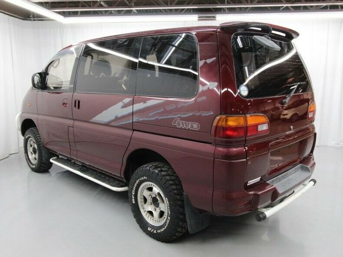 1994 Mitsubishi Delica Space Gear - photo 5