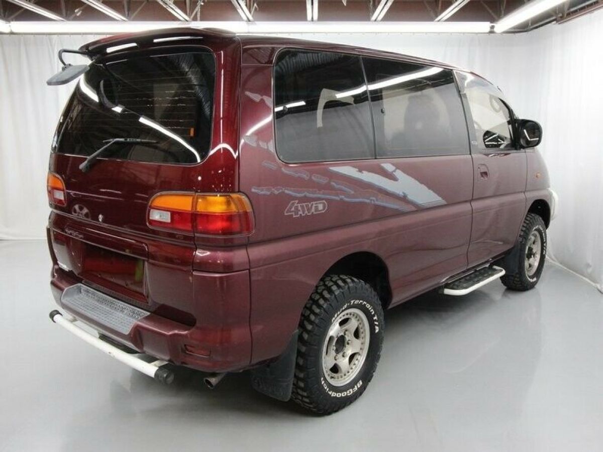 1994 Mitsubishi Delica Space Gear - photo 7