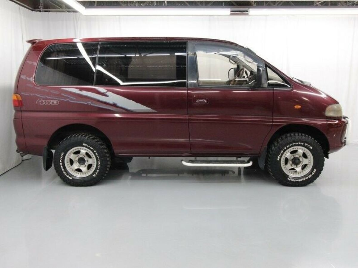 1994 Mitsubishi Delica Space Gear - photo 8