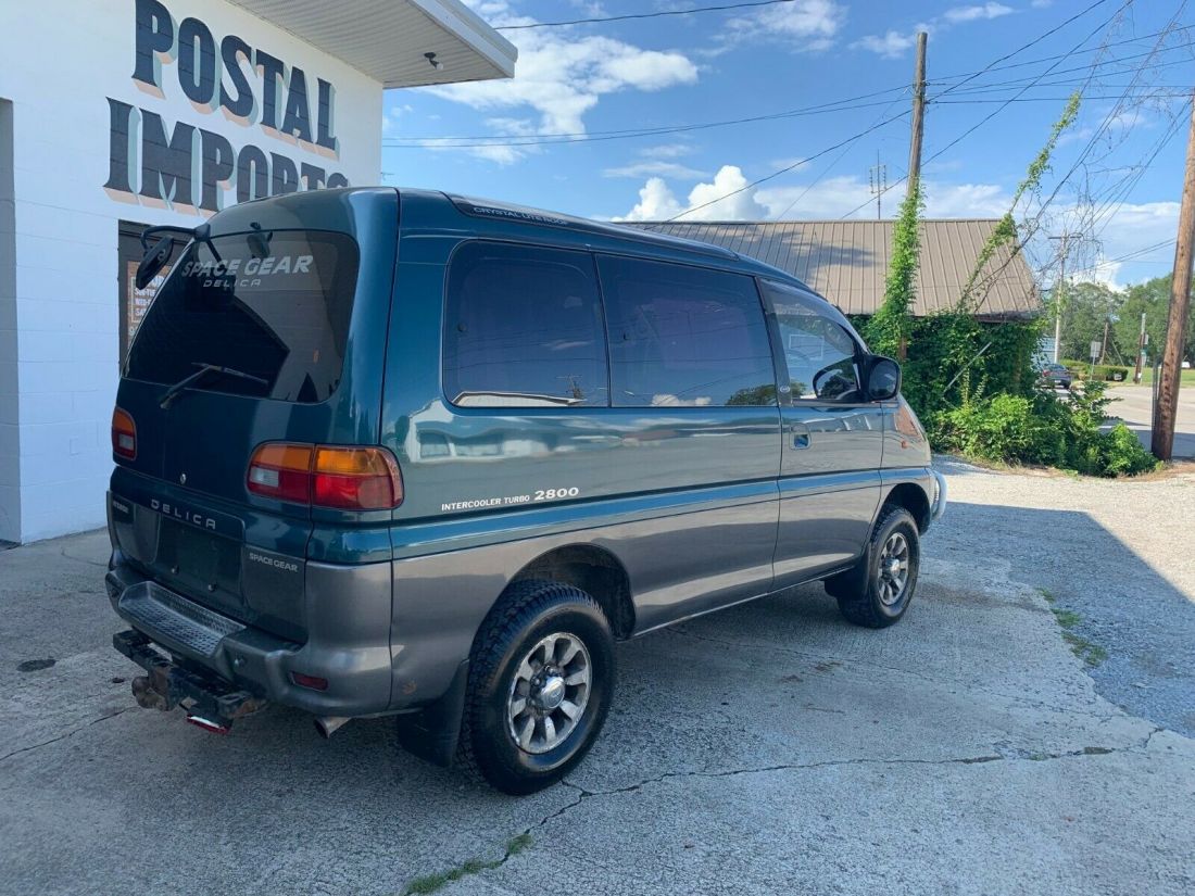 1994 Mitsubishi Delica Space Gear - photo 4