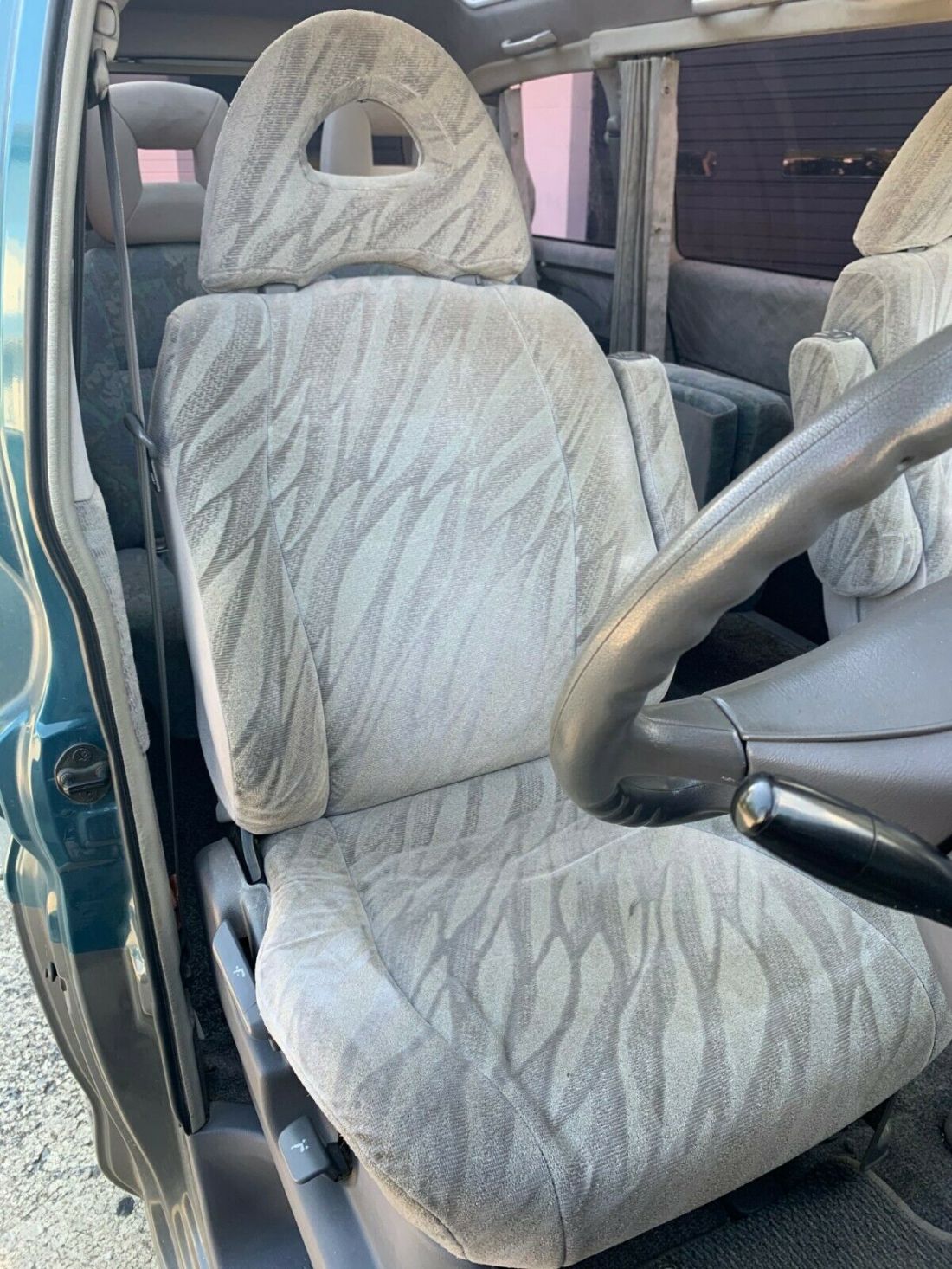 1994 Mitsubishi Delica Space Gear - photo 7