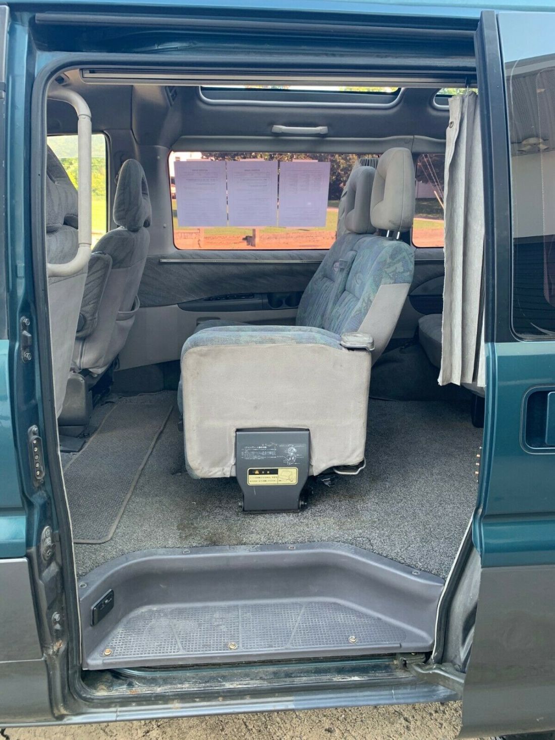 1994 Mitsubishi Delica Space Gear - photo 8
