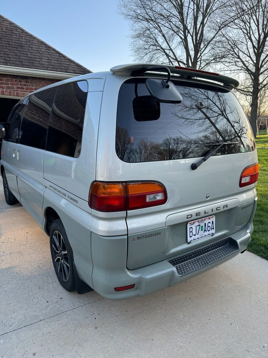 1994 Mitsubishi Other - photo 2