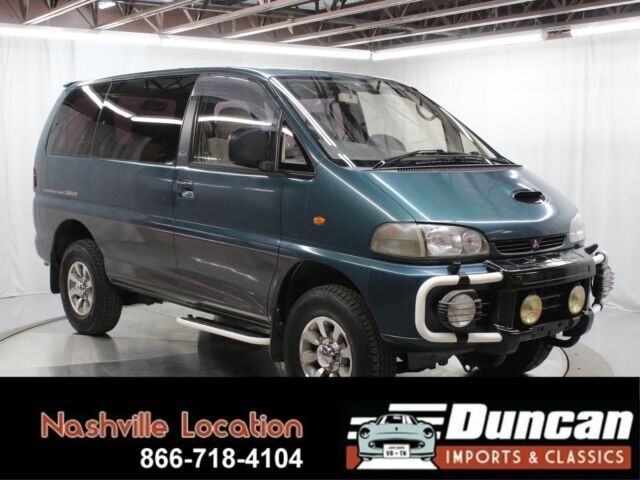 1994 Mitsubishi Delica Space Gear L400