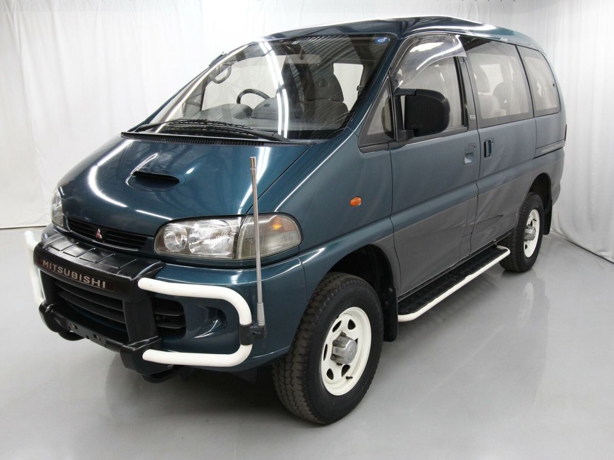 1994 Mitsubishi Delica Spacegear - photo 4