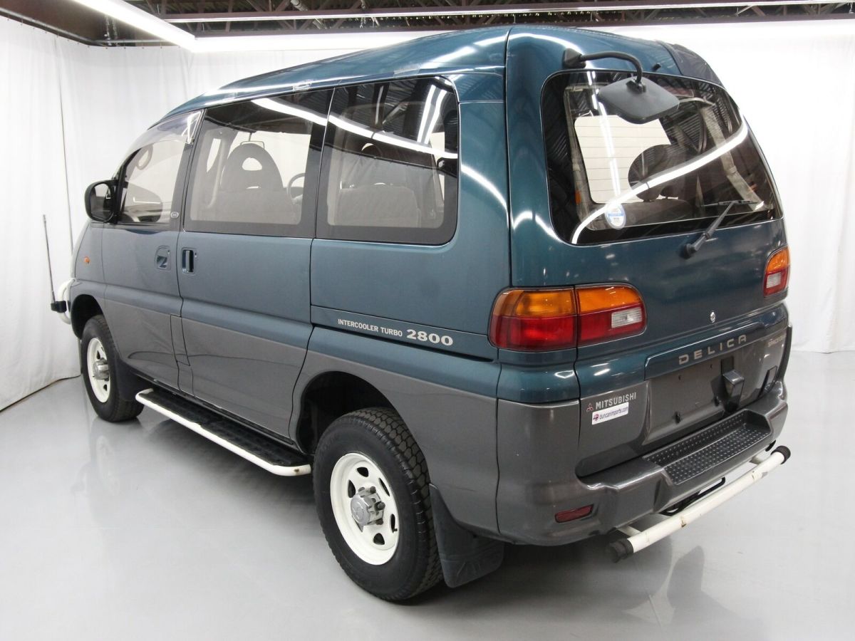 1994 Mitsubishi Delica Spacegear - photo 6