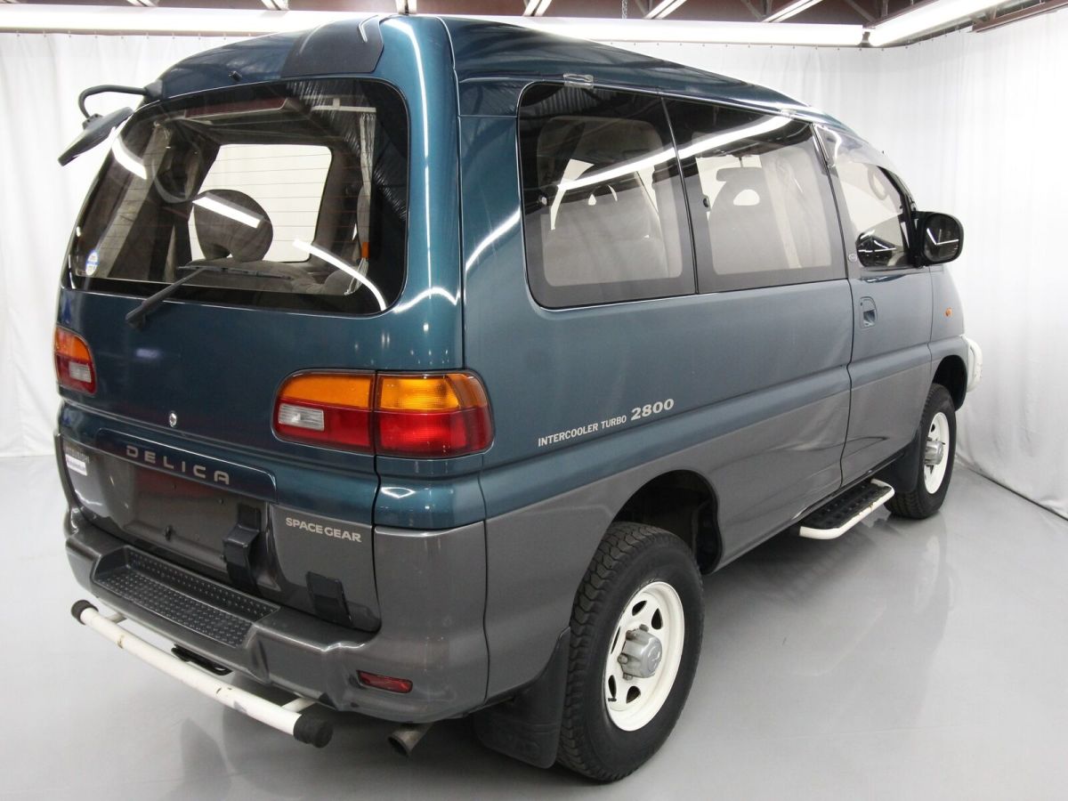 1994 Mitsubishi Delica Spacegear - photo 8