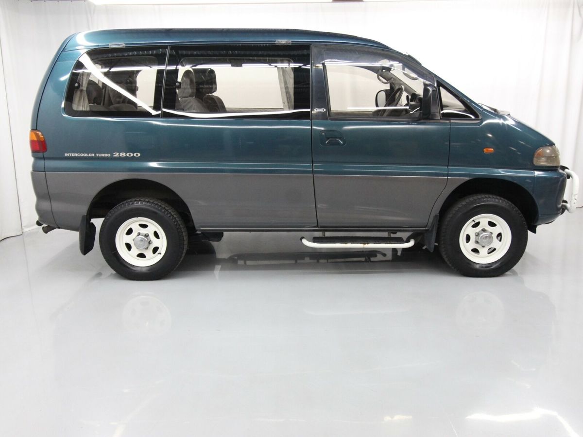 1994 Mitsubishi Delica Spacegear - photo 9
