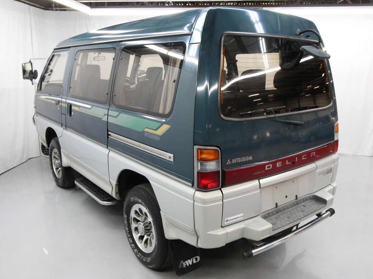 1994 Mitsubishi Delica Starwagon - photo 6