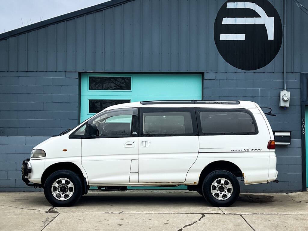 1994 Mitsubishi DELICA Space Gear Super Exceed - photo 12