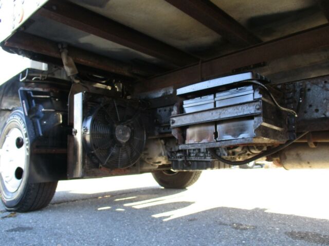 1994 Mitsubishi FE BOX TRUCK - photo 12