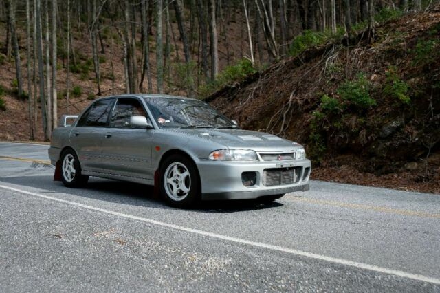 1980 Mitsubishi Evolution GSR - photo 2