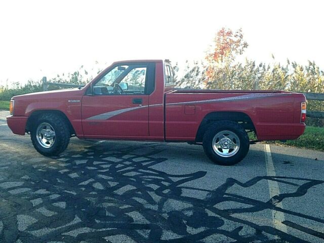 1994 Mitsubishi Mighty Max "SPORT"  ECONOMICAL RUST FREE AUTO A/C  MINI TRUCK - photo 11