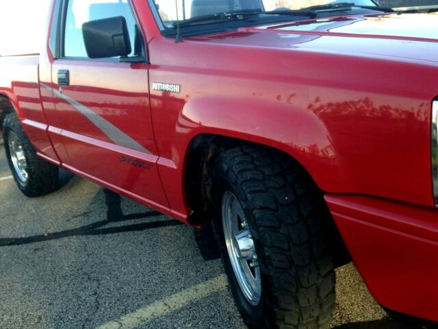 1994 Mitsubishi Mighty Max "SPORT"  ECONOMICAL RUST FREE AUTO A/C  MINI TRUCK - photo 5