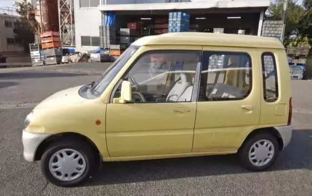 1994 Mitsubishi Minica Hatchback Yellow 1994 Mitsubishi Minica 4WD Super Low 28k Miles Rare!!