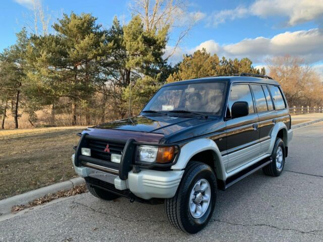 1994 Mitsubishi Montero 1994 Mitsubishi Montero SR