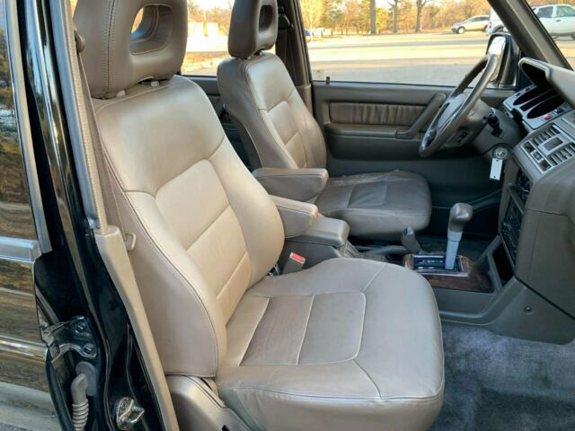 1994 Mitsubishi Montero SR - photo 8