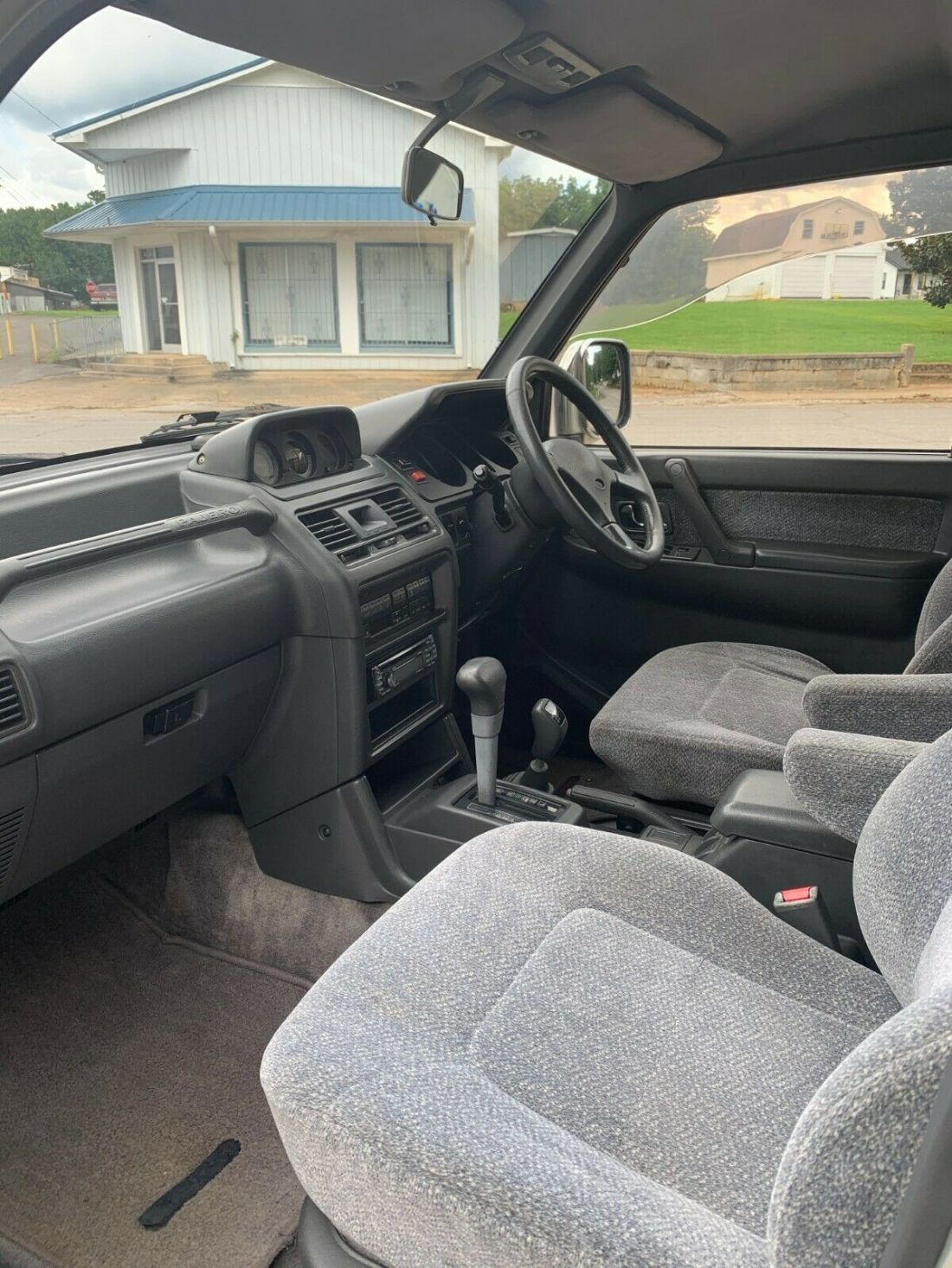 1994 Mitsubishi Pajero - photo 11