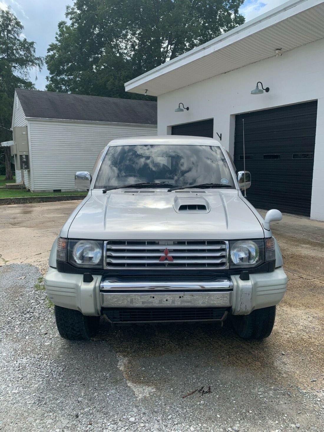 1994 Mitsubishi Pajero - photo 2