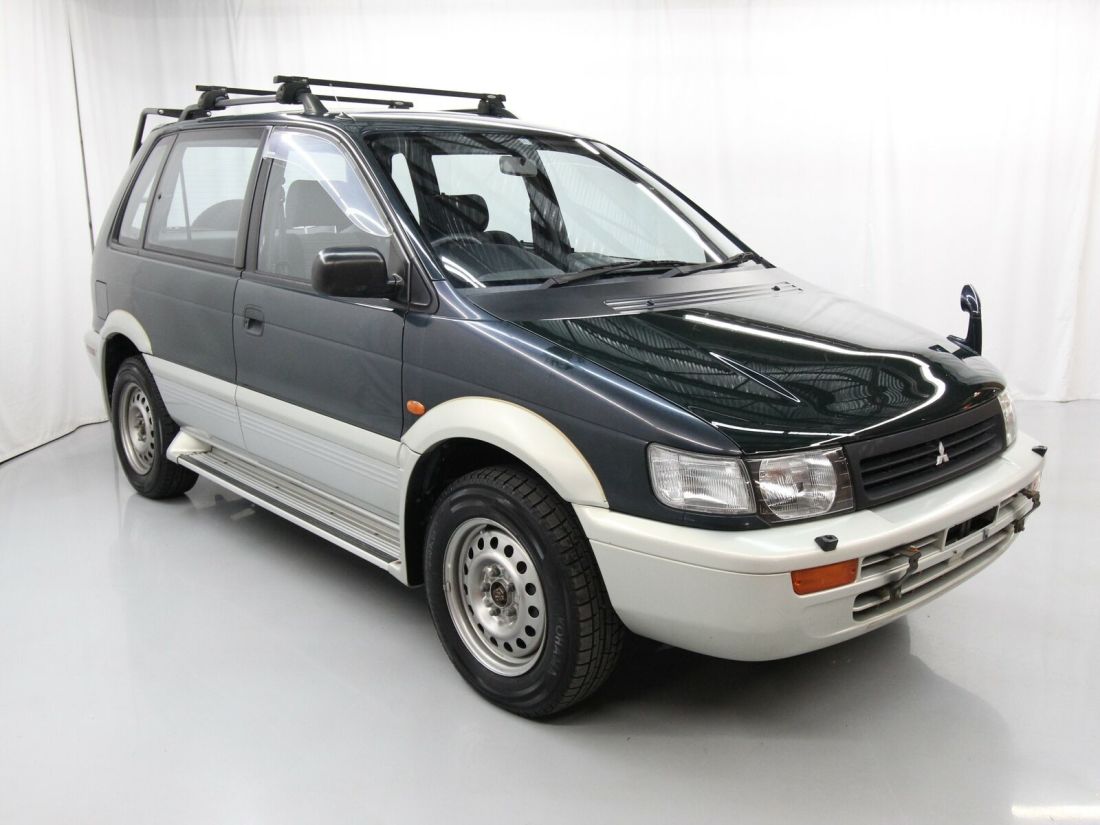 1994 Mitsubishi RVR Sports Gear - photo 3