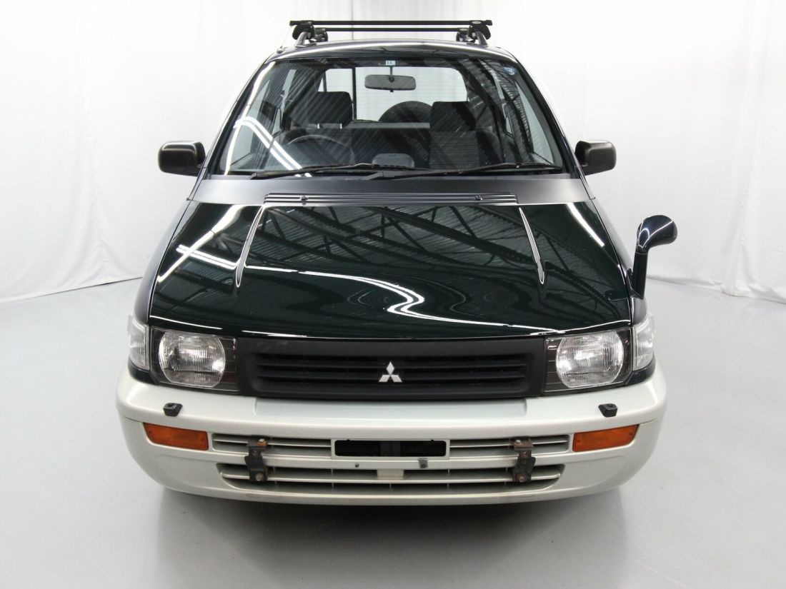 1994 Mitsubishi RVR Sports Gear - photo 4