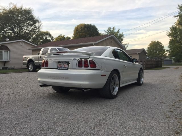 1994 Ford Mustang SVT Cobra Coupe 2-Door - photo 5
