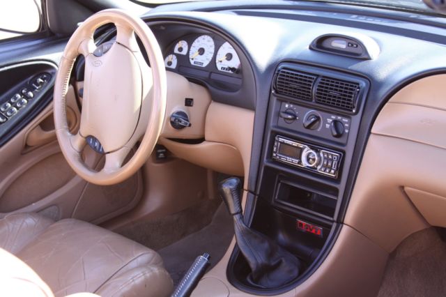 1994 Ford Mustang SVT Cobra Convertible - photo 11