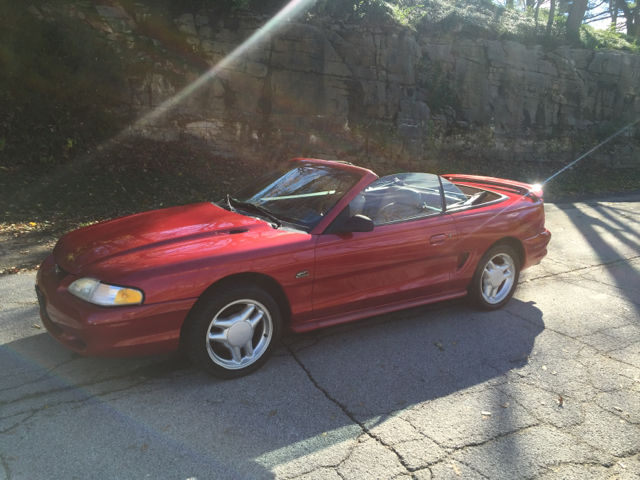 1994 Ford Mustang GT 2dr Convertible