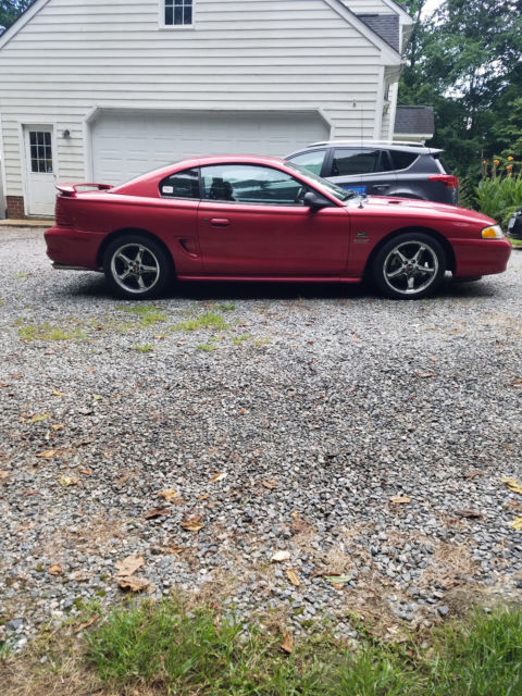 1994 Ford Mustang lazer red - photo 3