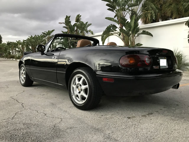 1994 Mazda MX-5 Miata Base Convertible 2-Door - photo 4