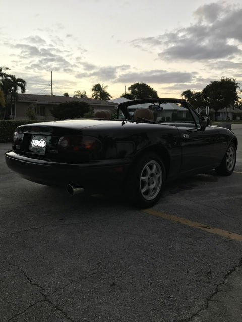 1994 Mazda MX-5 Miata Base Convertible 2-Door - photo 6