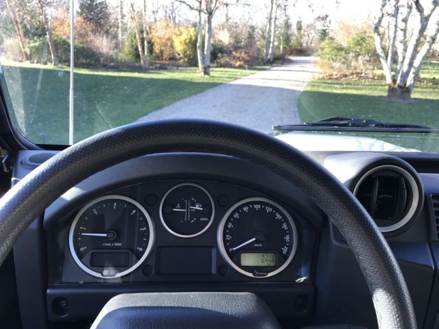 1994 Land Rover Defender Station Wagon - photo 11