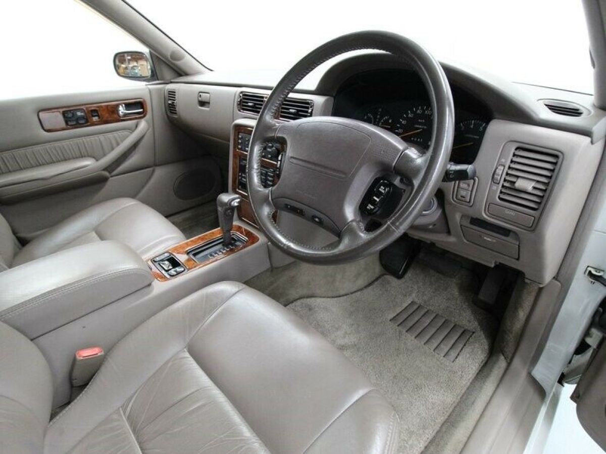 1994 Nissan Cima - photo 9